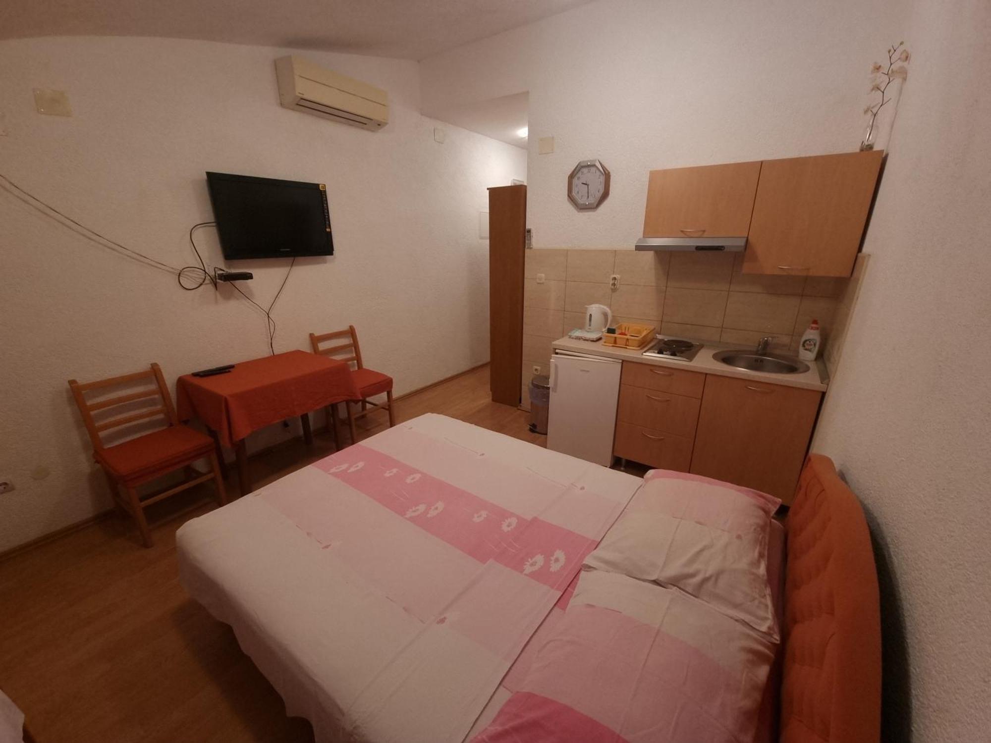 Apartments Cipetic Kaštela Eksteriør bilde