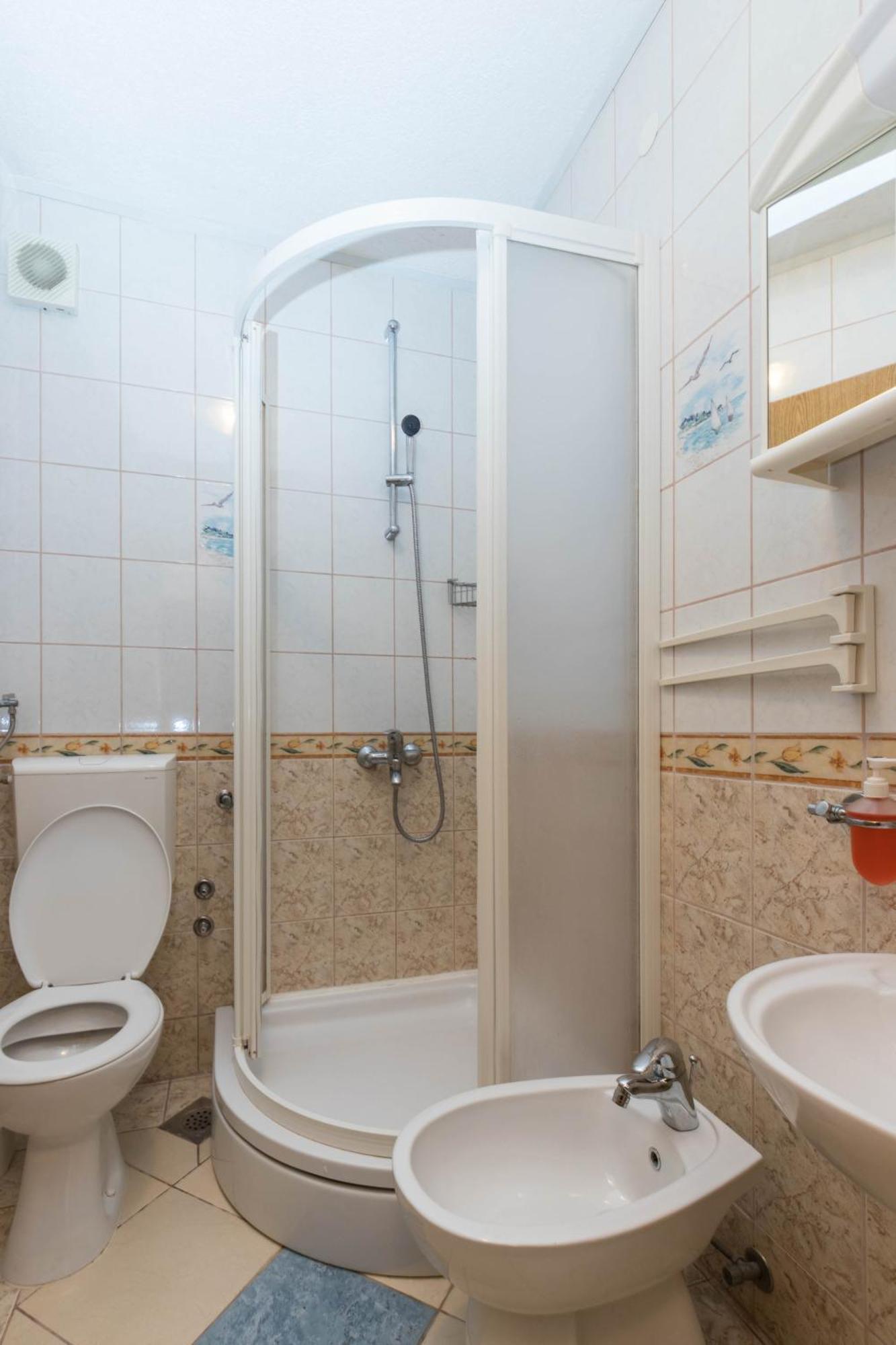 Apartments Cipetic Kaštela Eksteriør bilde
