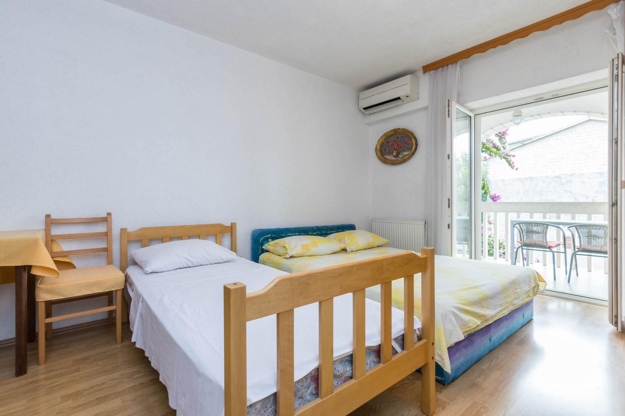 Apartments Cipetic Kaštela Eksteriør bilde